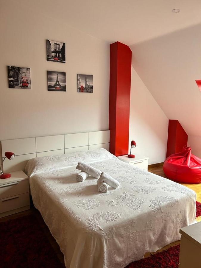 Acogedor Apartamento Atico En El Centro De O Porriño Zewnętrze zdjęcie